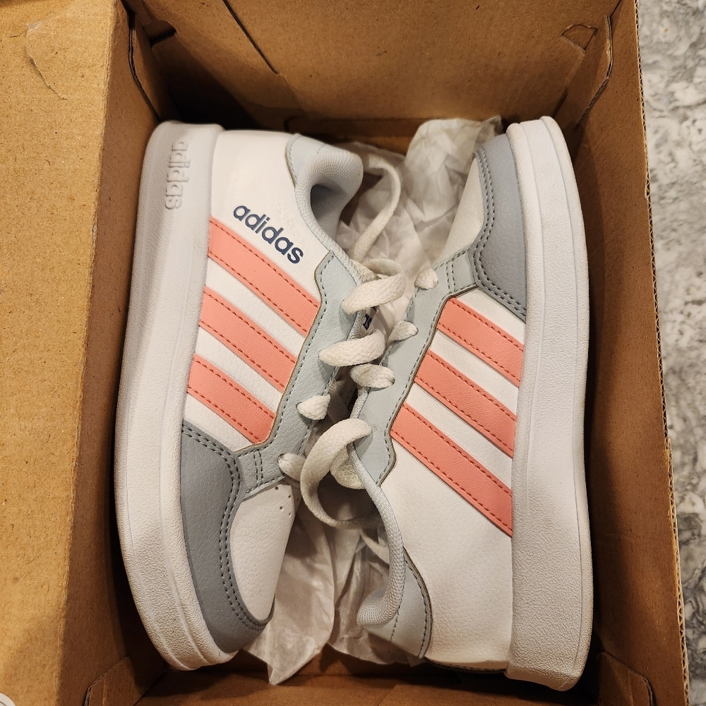 Adidas Breaknet K tennis sneakers